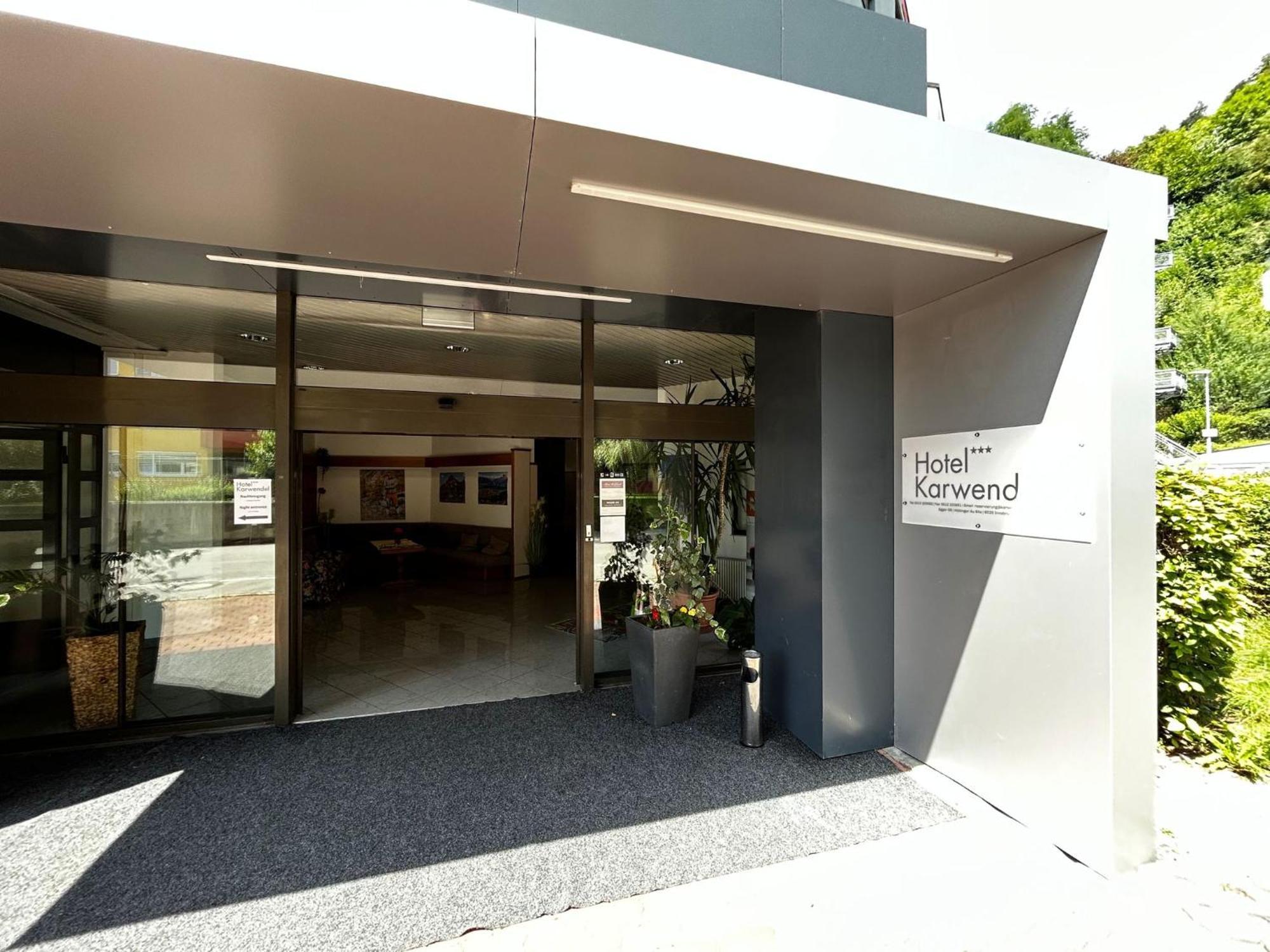 Sommerhotel Karwendel อินส์บรุค ภายนอก รูปภาพ